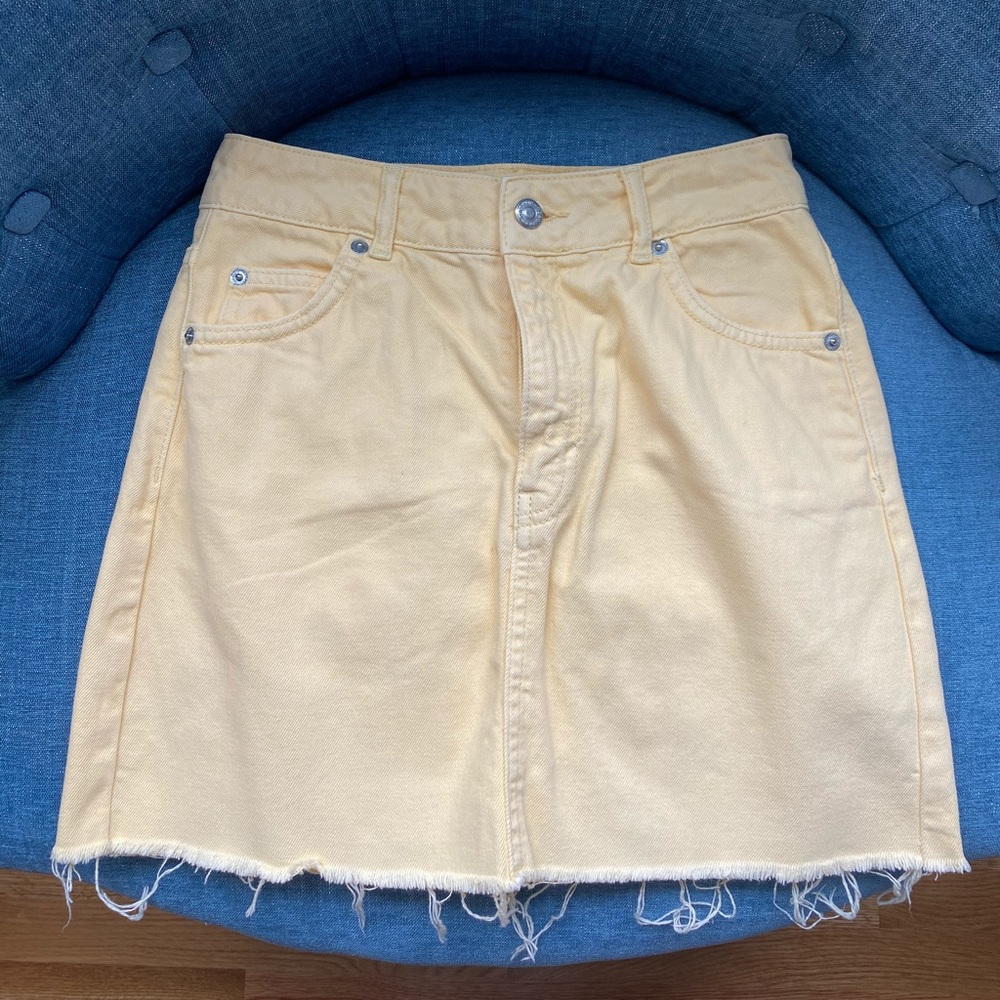 TOPSHOP Yellow Denim Skirt